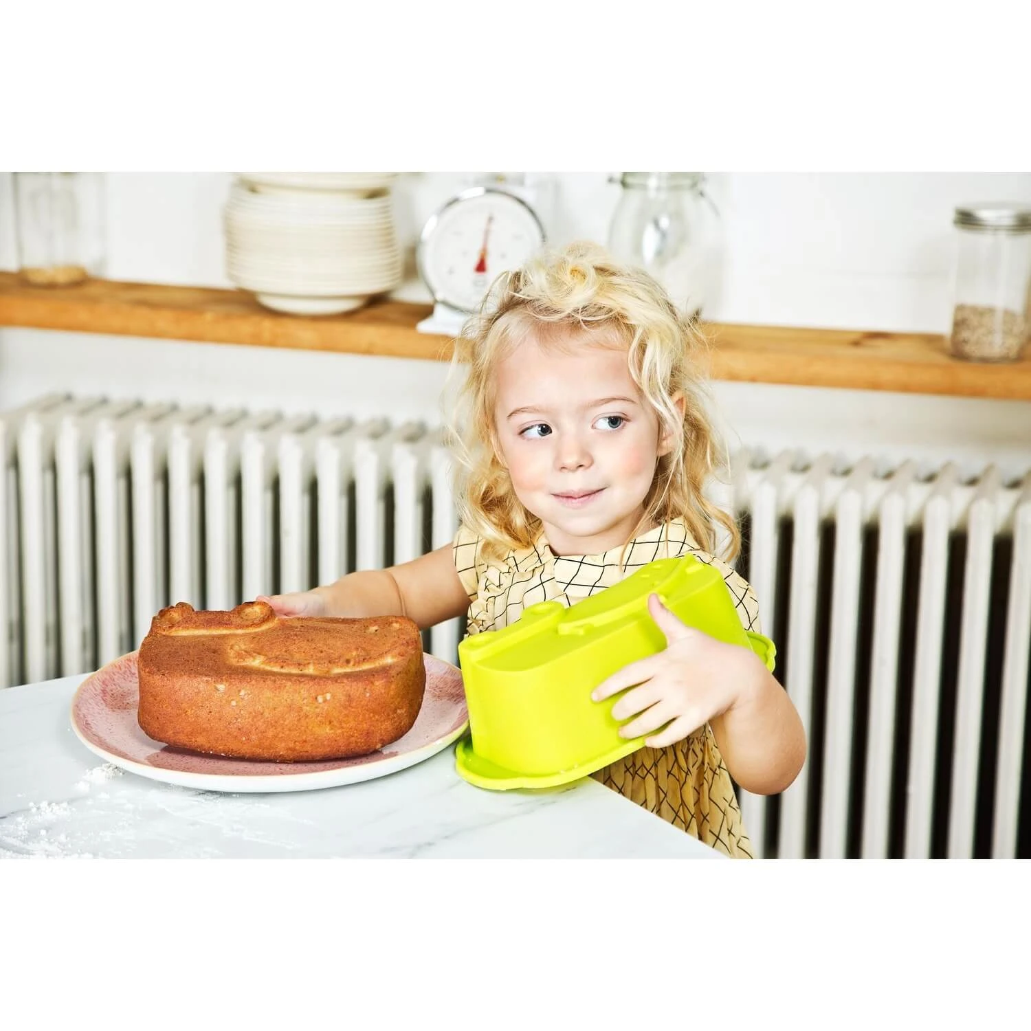 Lilliputiens Moule à Gâteau Anatole 3 Lilliputiens Moule à Gâteau Anatole – Image 3