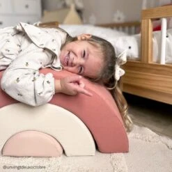 Arc-en-ciel Empilable MILO En Coton Bio Bois De Rose -Lilliputiens Soldes arc en ciel 3 coloris bois de rose milk nude rainbow 3 colors rosewood milk nude charlie crane OD