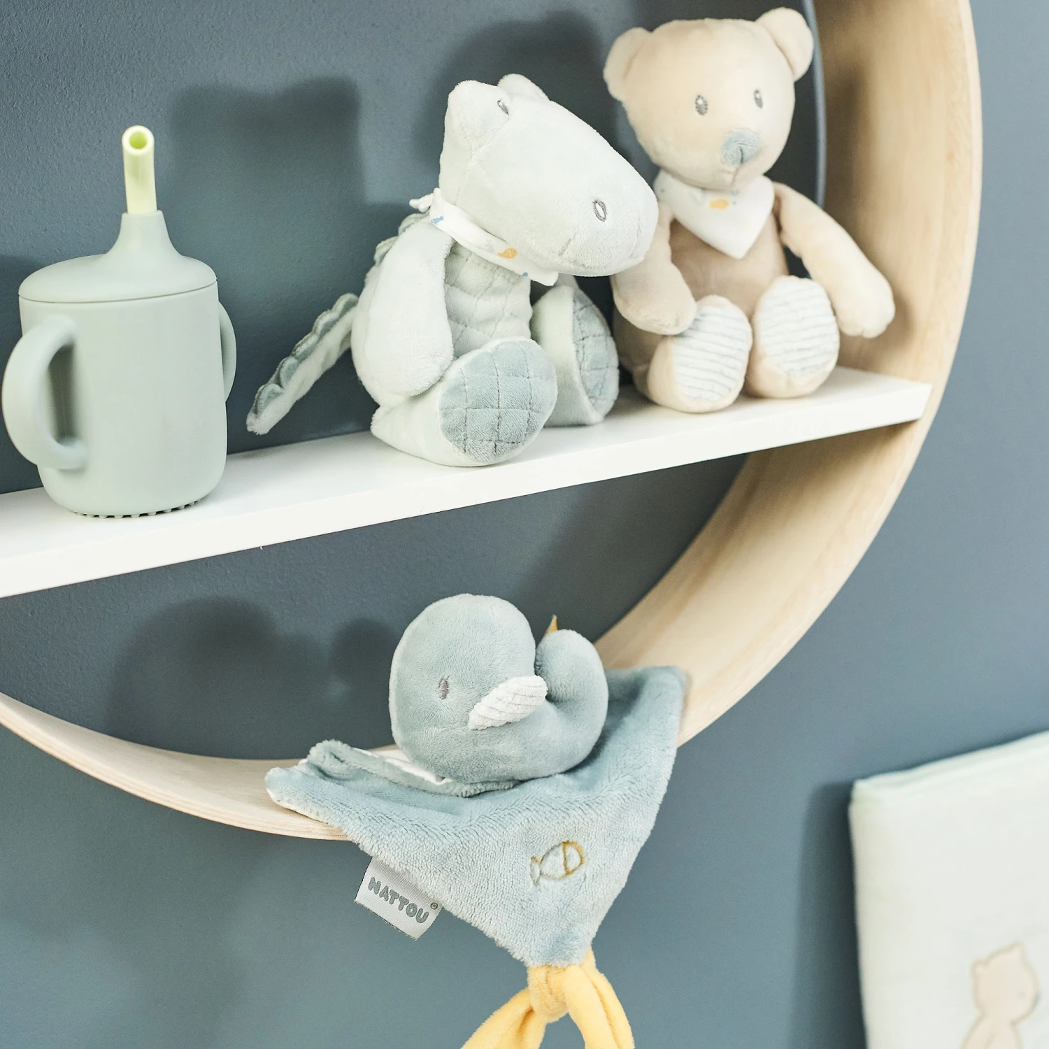 NATTOU Doudou Plat Sally Baleine 2 NATTOU Doudou Plat Sally Baleine – Image 2