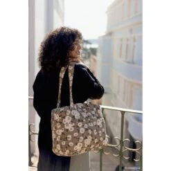 Sac à Langer Imperméable Camellia 19 Sac à Langer Imperméable Camellia -Lilliputiens Soldes hyde park waterproof stroller bag 38x33x16 camellia nobodinoz OJ