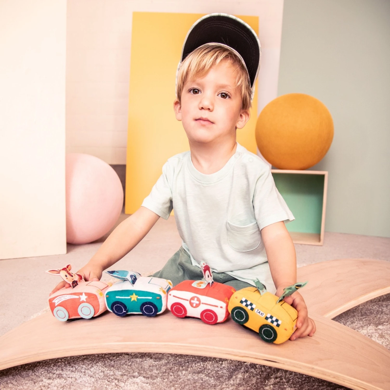 Lilliputiens Voiture à Friction Joe 4 Lilliputiens Voiture à Friction Joe – Image 4