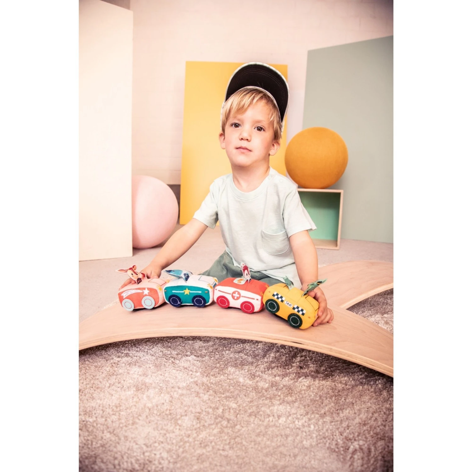 Lilliputiens Voiture à Friction Marius 3 Lilliputiens Voiture à Friction Marius – Image 3