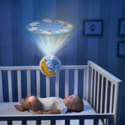 CHICCO Mobile Musical Projecteur Next2Moon First Dreams Bleu -Lilliputiens Soldes mobile next2moon bleu first dreams chicco jouets OG
