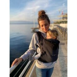 Pack évolution Porte Bébé Hoodiecarrier Black Forest -Lilliputiens Soldes pack evolution hoodiecarrier black forest love radius OJ