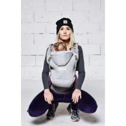 Pack évolution Porte Bébé Hoodiecarrier Gris Athlétique -Lilliputiens Soldes pack evolution hoodiecarrier gris athletique love radius OG