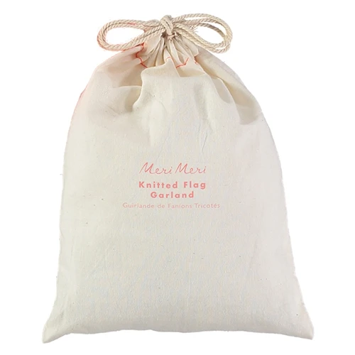 Meri-Meri Guirlande Fanions Roses Tricotés 2 Meri-Meri Guirlande Fanions Roses Tricotés – Image 2