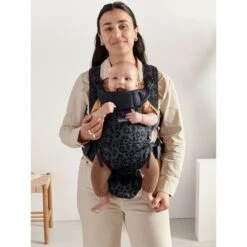 BabyBjörn Porte Bébé Move Mesh 3D Anthracite Léopard 11 BabyBjörn Porte Bébé Move Mesh 3D Anthracite Léopard -Lilliputiens Soldes porte bebe move anthraciteleopard mesh 3d babybjorn OF