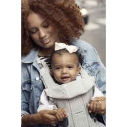 BabyBjörn Porte Bébé One Air Mesh 3D Argent 9 BabyBjörn Porte Bébé One Air Mesh 3D Argent -Lilliputiens Soldes porte bebe one air mesh 3d argent babybjorn OD