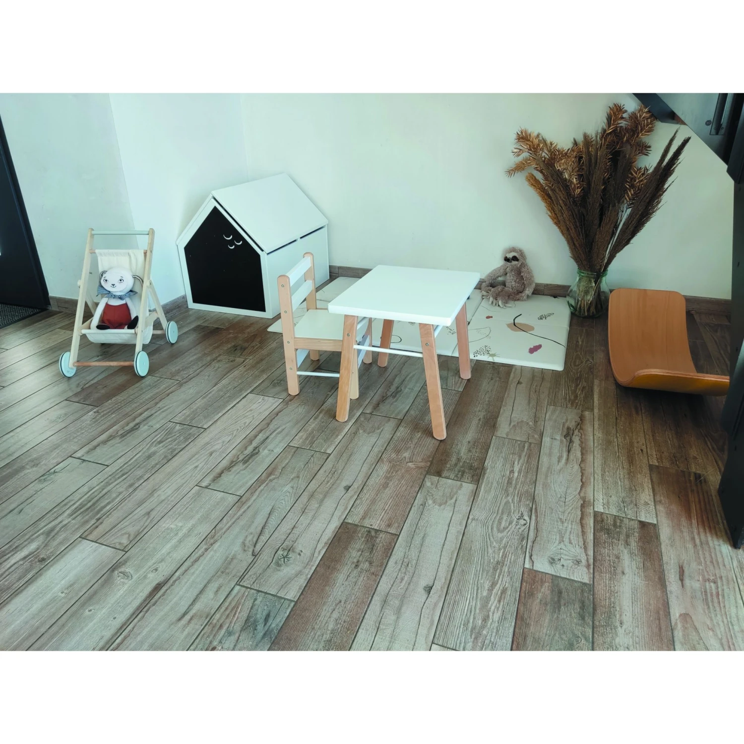 Petite Table Enfant Gabriel Anthracite 11 Petite Table Enfant Gabriel Anthracite – Image 11