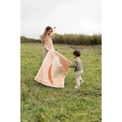 Plaid Matelassé 73x95 Cm Tulipe 13 Plaid Matelassé 73x95 Cm Tulipe -Lilliputiens Soldes tulip quilted blanket 73x95 nobodinoz OG